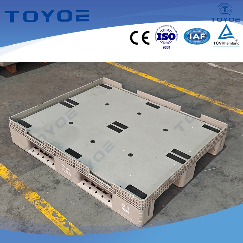 Globetrotter International Freight Pallet Box - Diseño de aduanas simplificada