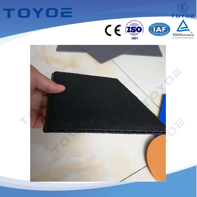TOYOE Tablero alveolar de PP: material de embalaje liviano para autopartes (3-20 mm)
